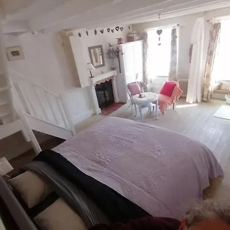 Maisonnette De Bourg Casa vacanze Deux-Chaises