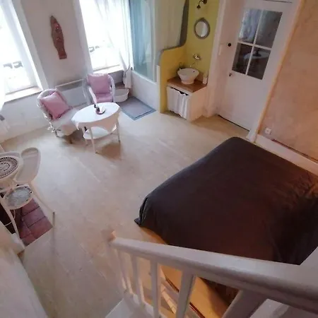 בית נופש Maisonnette De Bourg *