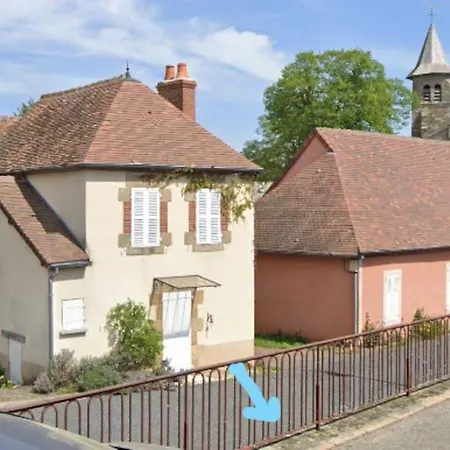 Maisonnette De Bourg Deux-Chaises